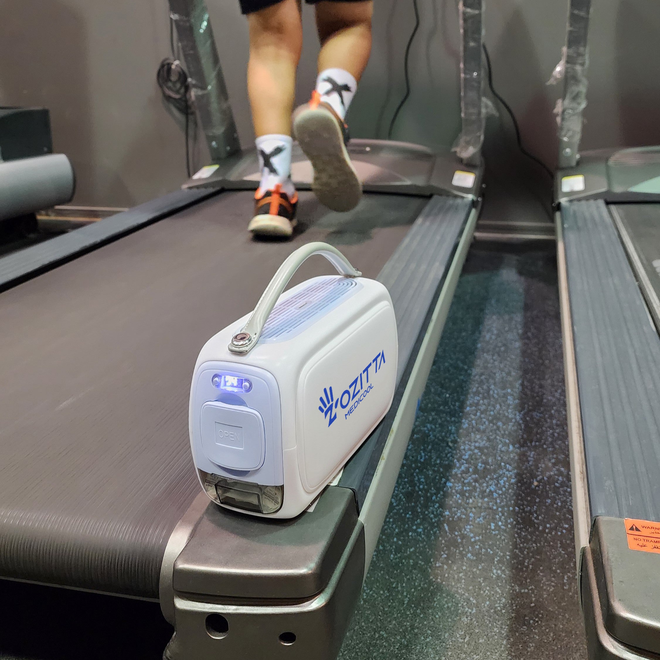 الثلاجة الصغيرة المحمولة من زوزيتا، ثلاجة تبريد للسفر. 